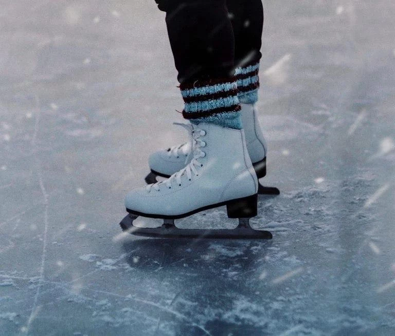 Где покататься на коньках в Уральске